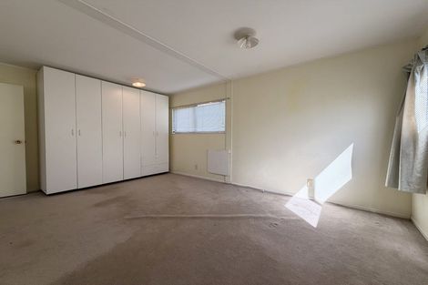 Photo of property in 33 Hutchinsons Road, Bucklands Beach, Auckland, 2014