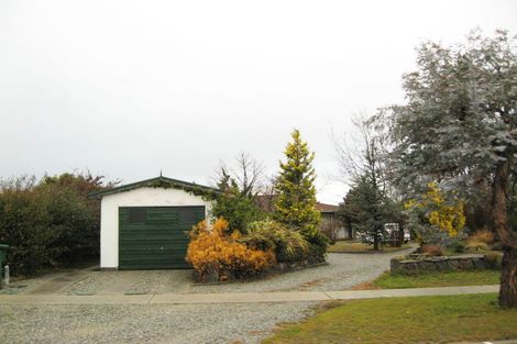 Photo of property in 11 Orchard Street, Clyde, 9330