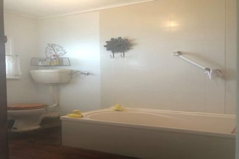 Photo of property in 6 Seaview Terrace, Bluff Hill, Napier, 4110