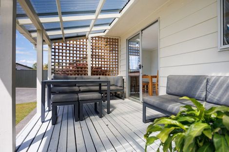 Photo of property in 8 Ashdown Crescent, Feilding, 4702