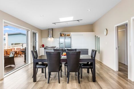 Photo of property in 50 Endeavour Drive, Whitby, Porirua, 5024