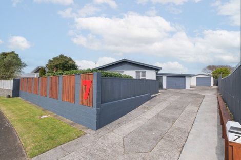 Photo of property in 7 Trimble Place, Bell Block, New Plymouth, 4312