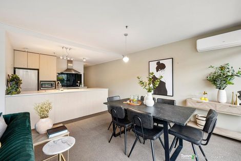 Photo of property in Montreaux Apartments, 3g/164 The Terrace, Wellington Central, Wellington, 6011