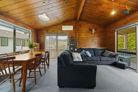Photo of property in 86 Valley Road, Paraparaumu, 5032