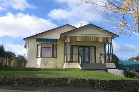 Photo of property in 3 Burns Avenue, Takaro, Palmerston North, 4412