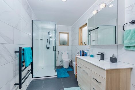 Photo of property in 29 Marinich Drive South, Ranui, Auckland, 0612