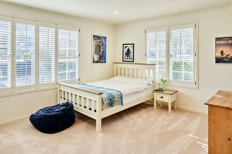 Photo of property in 25 Cheviot Road, Lowry Bay, Lower Hutt, 5013