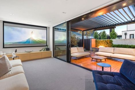 Photo of property in 18 Roa Road, Fendalton, Christchurch, 8041