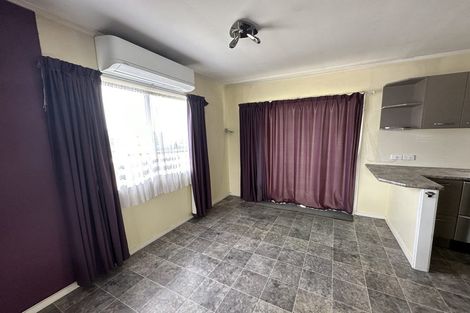 Photo of property in 18 Malvina Place, Bucklands Beach, Auckland, 2014