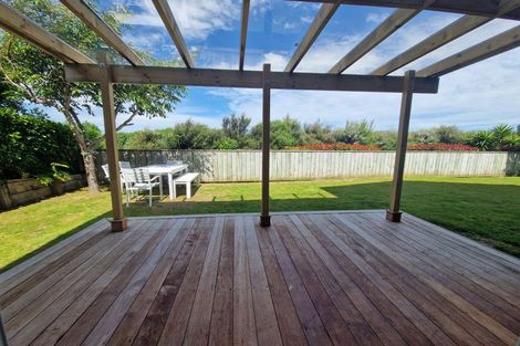 Photo of property in 6 Cosgrove Rise, Riverstone Terraces, Upper Hutt, 5018