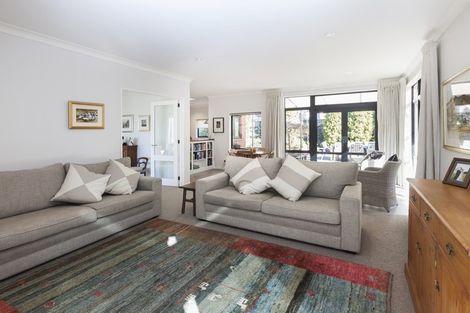 Photo of property in 9 Bretts Road, St Albans, Christchurch, 8052