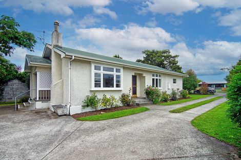 Photo of property in 6 Lansdowne Crescent, Lansdowne, Masterton, 5810