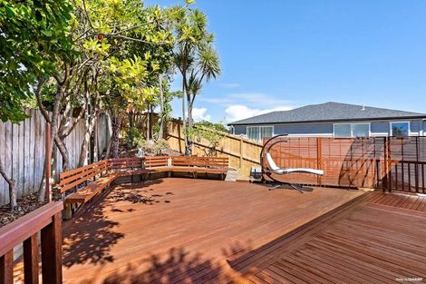 Photo of property in 3/20a Lavery Place, Sunnynook, Auckland, 0632