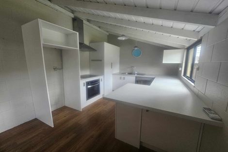 Photo of property in 5a Tapestry Grove, Silverstream, Upper Hutt, 5019