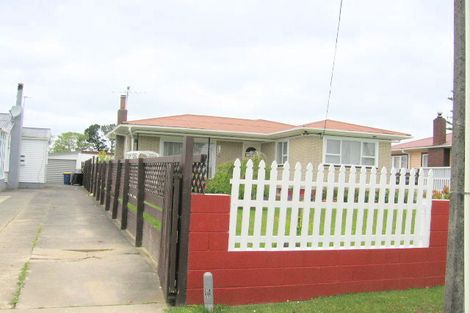 Photo of property in 94 Seymour Road, Sunnyvale, Auckland, 0612