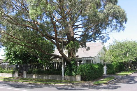 Photo of property in 42 Pah Road, Epsom, Auckland, 1023