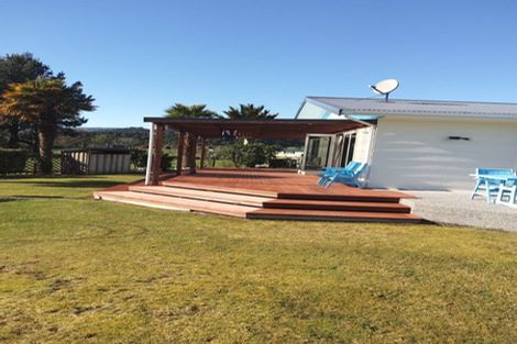 Photo of property in 29 Bonar Street, Ross, 7812