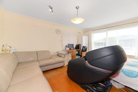 Photo of property in 30 Seon Place, Birkdale, Auckland, 0626