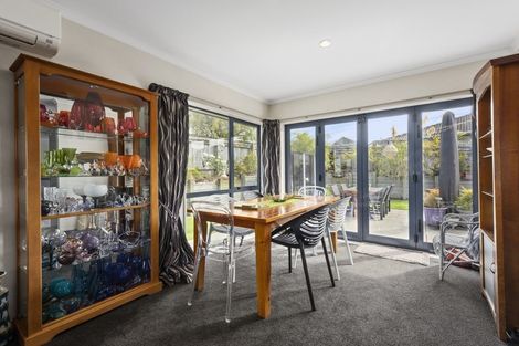 Photo of property in 3 Riverstone Drive, Riverstone Terraces, Upper Hutt, 5018