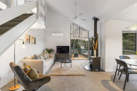 Photo of property in 28 Willow Avenue, Birkenhead, Auckland, 0626