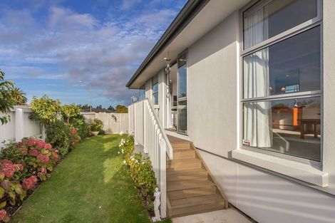Photo of property in 1/34 Niven Street, Avondale, Christchurch, 8061