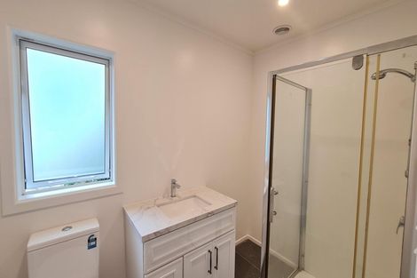 Photo of property in 31 Lanigan Street, Birkdale, Auckland, 0626