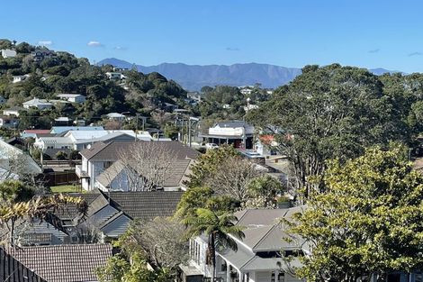 Photo of property in 11 Burma Road, Khandallah, Wellington, 6035