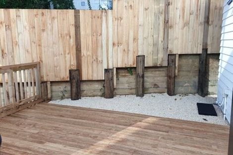 Photo of property in 210a Forrest Hill Road, Forrest Hill, Auckland, 0620