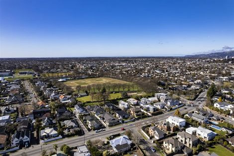 Photo of property in 5 Elmwood Road, Strowan, Christchurch, 8052