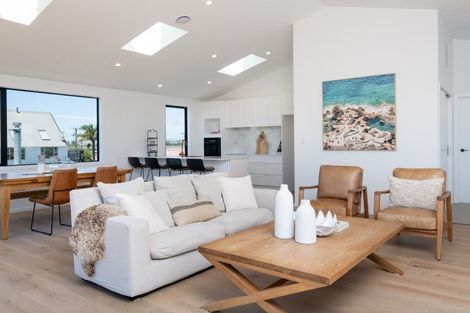 Photo of property in 96 Charles Street, Westshore, Napier, 4110