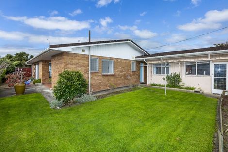 Photo of property in 41 Pine Avenue, Ebdentown, Upper Hutt, 5018