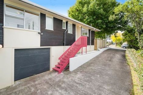Photo of property in 29 Gladys Avenue, Glenfield, Auckland, 0629