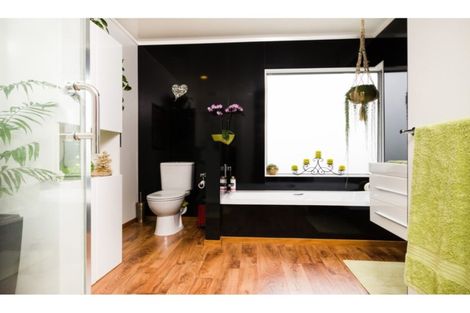 Photo of property in 43 Mcentee Road, Waitakere, Auckland, 0816