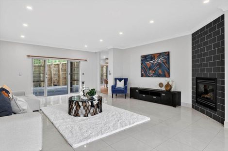 Photo of property in 38c Wicklam Lane, Greenhithe, Auckland, 0632