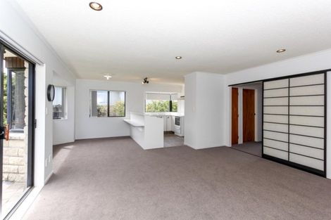 Photo of property in 1a Turakina Street, Merrilands, New Plymouth, 4312