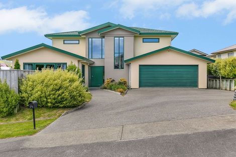 Photo of property in 71 Te Puia Drive, Aotea, Porirua, 5024