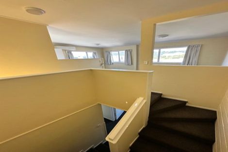 Photo of property in Carillion/the Knoll, 33 Thompson Street, Mount Cook, Wellington, 6011