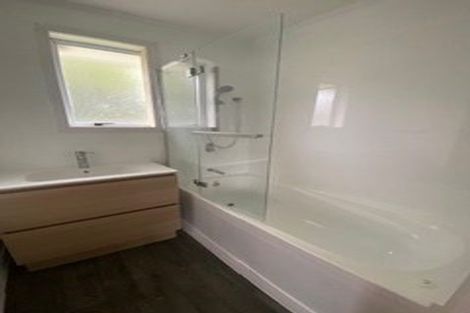 Photo of property in 14 California Drive, Totara Park, Upper Hutt, 5018