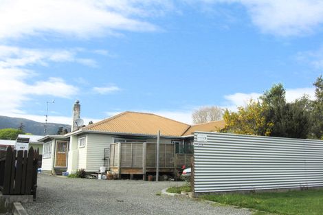 Photo of property in 467 Main Road Stoke, Stoke, Nelson, 7011