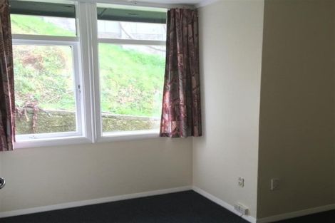 Photo of property in 75 Farnham Street, Mornington, Wellington, 6021