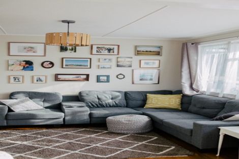 Photo of property in 15 Tasman Street, Havelock North, 4130