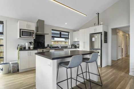 Photo of property in 72 Jack Hanley Drive, Jacks Point, Queenstown, 9371