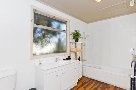 Photo of property in 46d Percy Road, Papamoa Beach, Papamoa, 3118