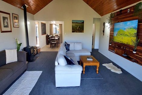 Photo of property in 68 Wiroa Road, Kerikeri, 0293