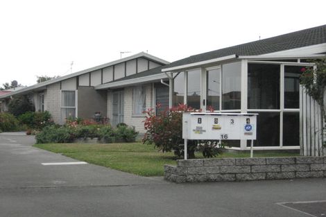 Photo of property in 2/16 Leslie Street, Upper Riccarton, Christchurch, 8041