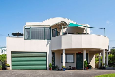 Photo of property in 50a Karina Road, Merrilands, New Plymouth, 4312