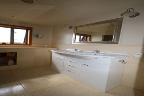 Photo of property in 30 Karaka Road, Otumoetai, Tauranga, 3110