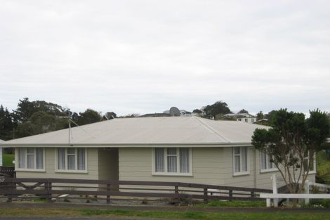 Photo of property in 87 Wrantage Street, Westown, New Plymouth, 4310