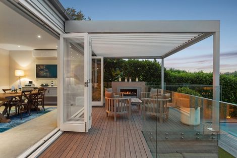 Photo of property in 8 Rawene Avenue, Westmere, Auckland, 1022