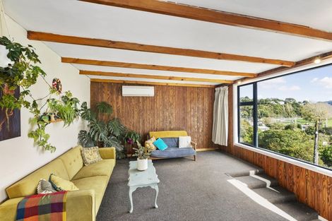 Photo of property in 11 Thomas Street, Stokes Valley, Lower Hutt, 5019